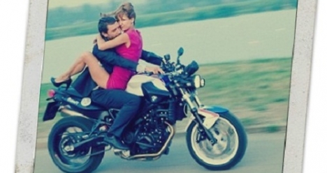 Знакомство с интересующим парнем "байкером-пачулей"