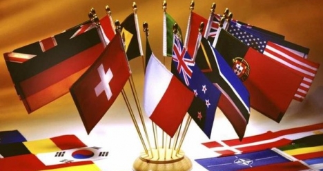 свободно говорить и понимать по-немецки