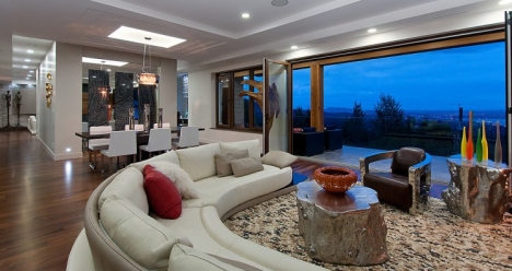 Покупка новой уютной большой квартиры в течение 3 месяцев.