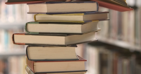 Дописать книгу и с успехом издать её, чтобы обо мне узнали.