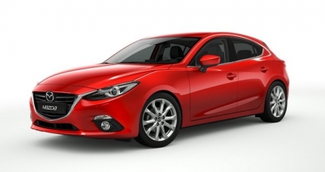 Моя новенькая любимая машина Mazda 3 красного цвета