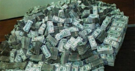 У меня есть 3000000 рублей