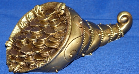 жить в материальном благополучии