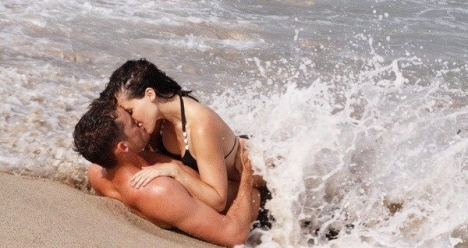 Живу с любимым человеком долго и счастливо