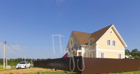 Большой дом  недалеко от Зеленограда