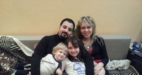 Ильяс меня любит,возвращается ко мне и мы создаем семью счас