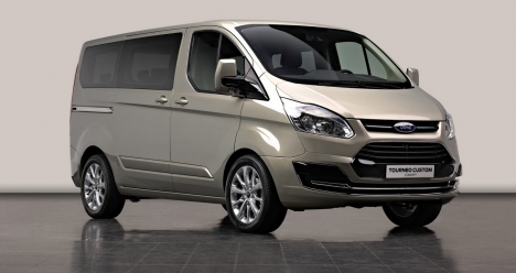 Машина  " FORD TOURNEO CUSTOM "