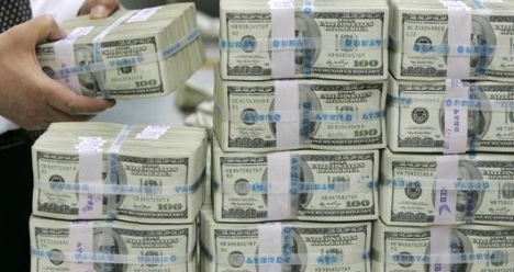 Хорошая зарплата - много денег в доме!