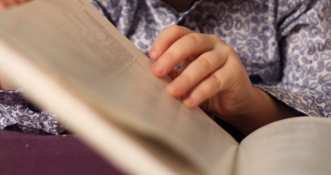 Алеша здоров, умён, и любит учится