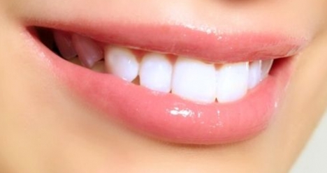 Красивые здоровые зубы! Хорошее здоровье.